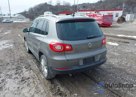 2011 Volkswagen Tiguan Sel from USA, damaged, VIN WVGBV7AX8BW547477